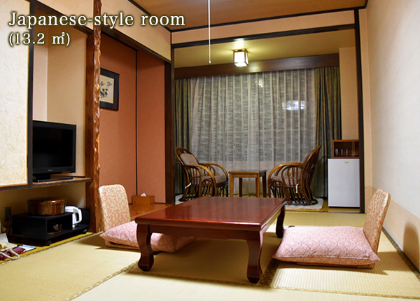 Japanese-style room (13.2 ㎡)